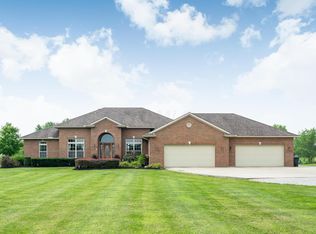 1302 Case Rd, Delaware, OH 43015