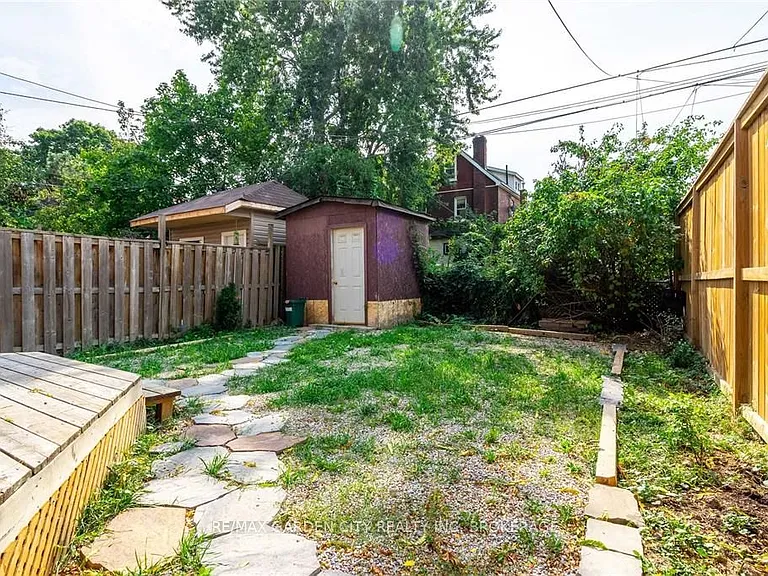 96 Beechwood Ave — Photo 32