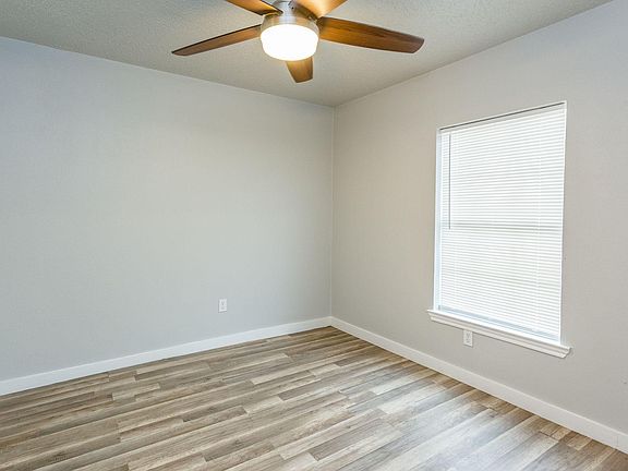 2nd image of 7016 Avenue F #7018-1/2-3