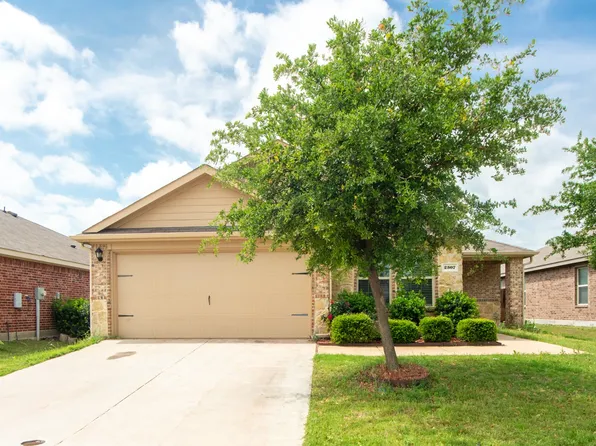 2307 Pontotoc Dr, Forney, TX 75126