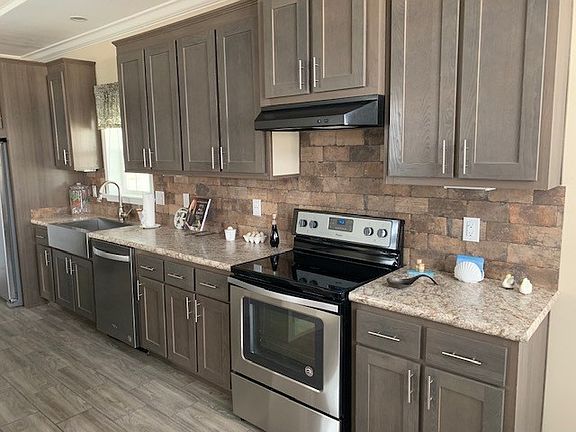 5th image of 2639 Pier Dr