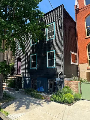 Sold by Compass | media 20