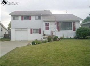 477 Westview Rd, Bedford, OH 44146