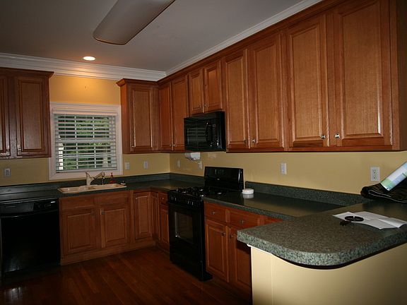 3rd image of 1950 Fairpine Dr