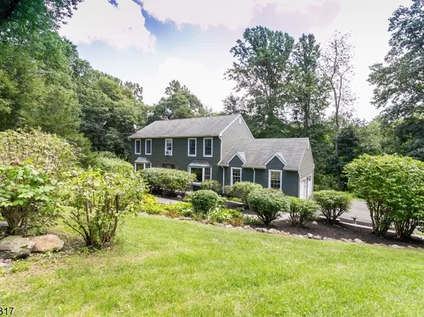 8 Laurel Woods Dr, Blairstown Twp., NJ 07825
