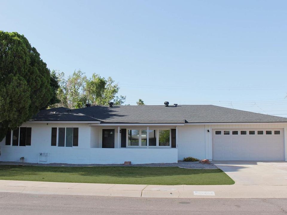 1st image of 8226 E Wilshire Dr