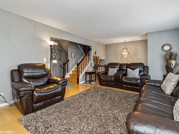 3rd image of 9631 Laramie Ave