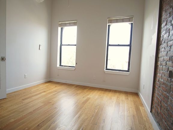 4th image of 700 Hancock St #3CC