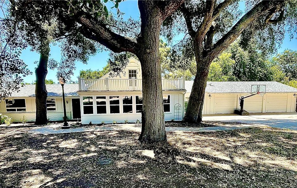 1st image of 3620 Colima Rd