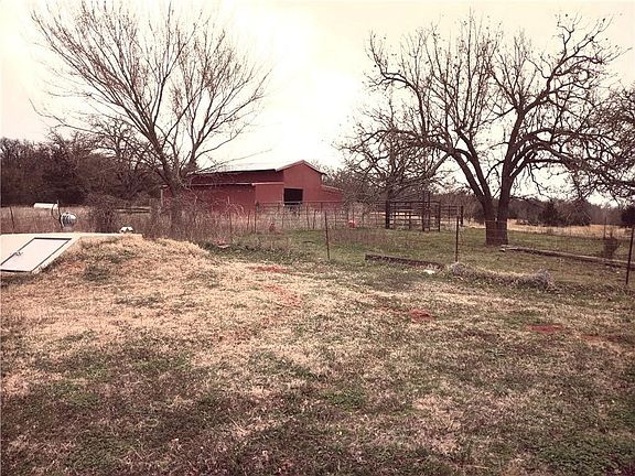 2nd image of 32427 McKinzie Dr
