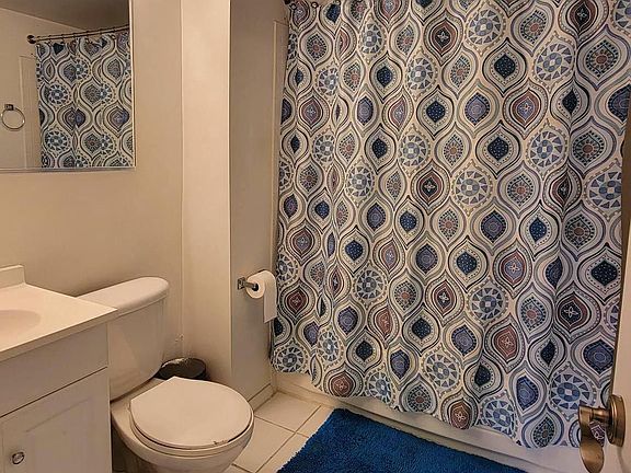 5th image of 12 S Van Dorn St APT 401