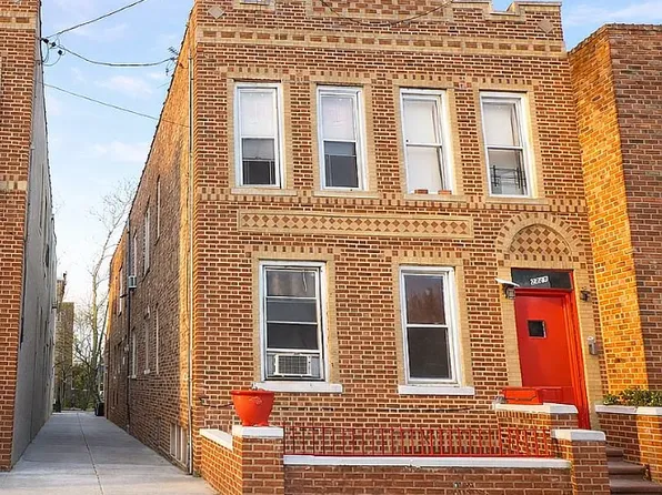 2329 Strauss Street image 1 of 2