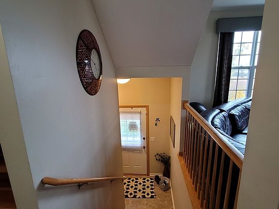 3rd image of 1522 W Turtle Creek Ln