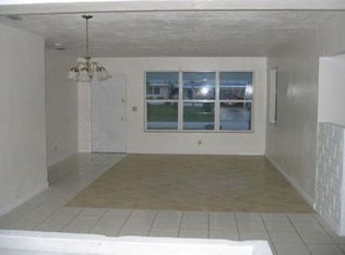 2825 SW 4th Pl, Fort Lauderdale, FL 33312