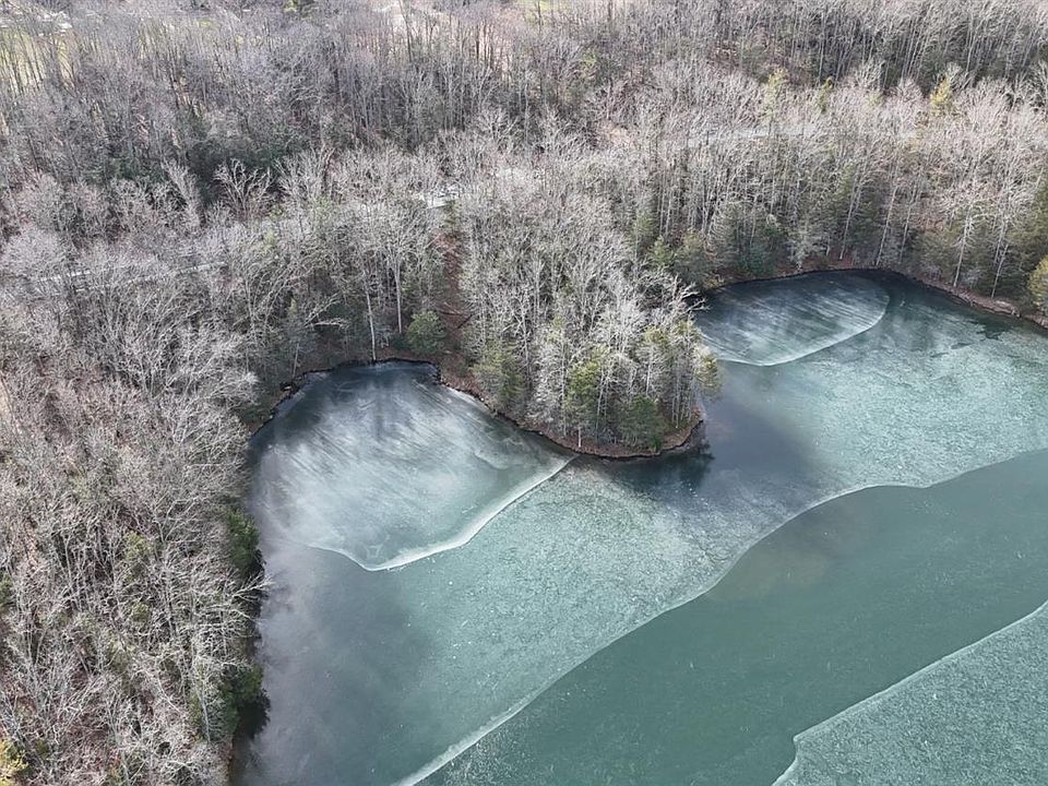 1st image of 390 Far Country Dr