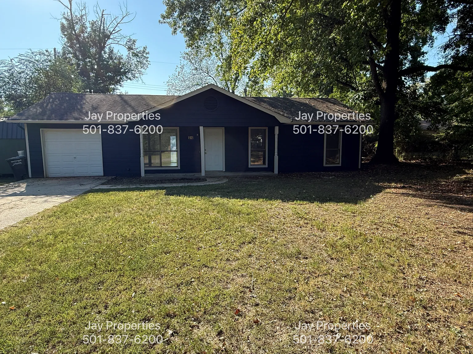 3 bed, 1.5 bath, 1112 sqft, $1,300 — Photo 1