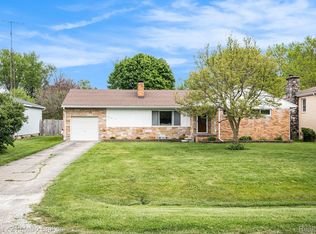 3056 Lanning Dr, Flint, MI 48506