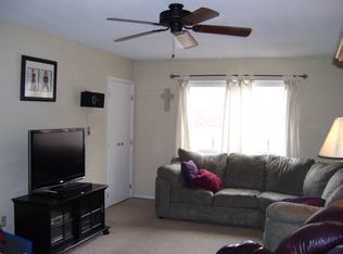 10208 W 96th Ter, Overland Park, KS 66212