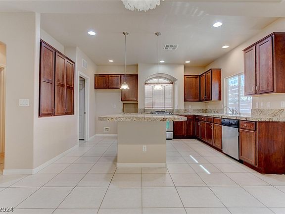 4th image of 6445 Grand Mayne Ct