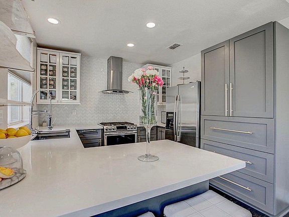 4th image of 108 Rockbolt Cir
