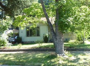 131 Vancouver Ave, Medford, OR