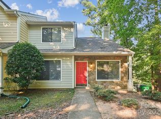 3909 N Course Dr, Charlotte, NC 28277