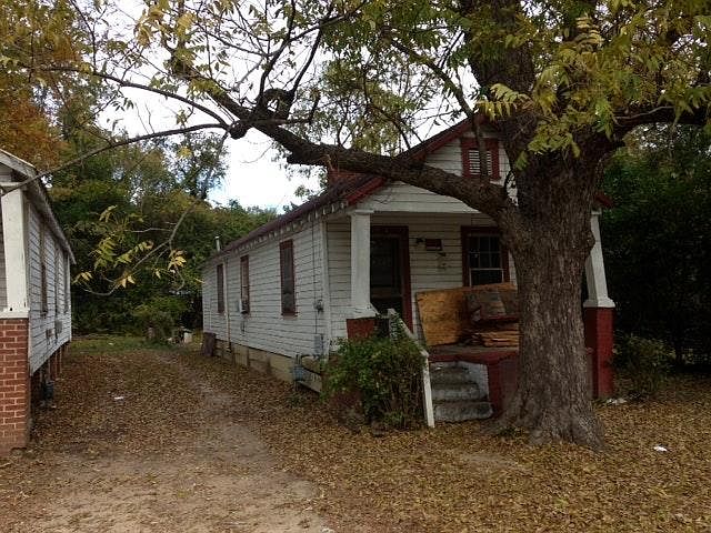 2nd image of 2723 10th St