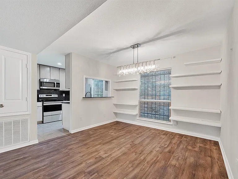 3700 W Clay St #227 — Photo 10
