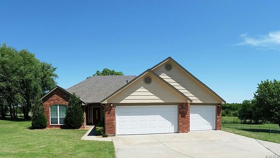 1st image of 11075 Meadowlark Ln