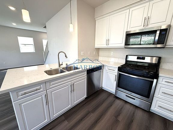 5th image of 11812 Vienna Ln