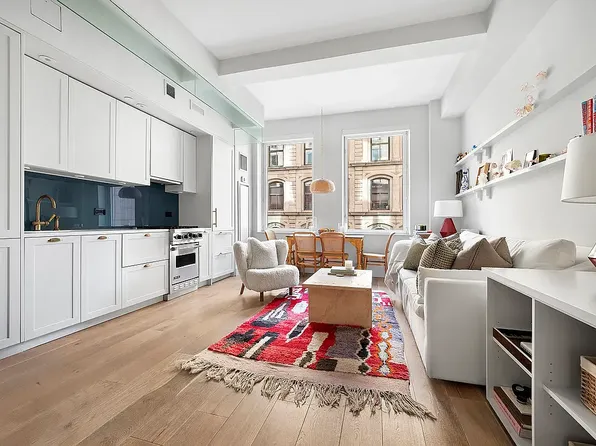 93 Worth St Suite 504, New York, NY 10013