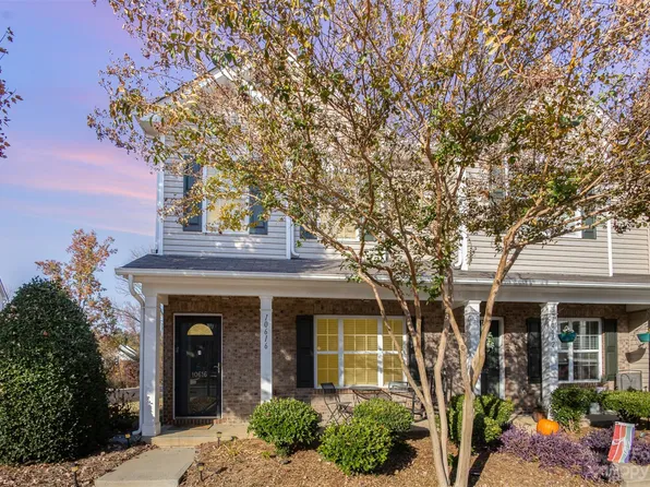 10616 Stoneacre Ct, Pineville, NC 28134