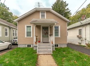 332 Stiles St, Vauxhall, NJ 07088