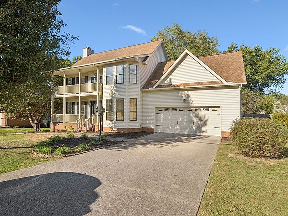 2nd image of 294 Buckingham Blvd
