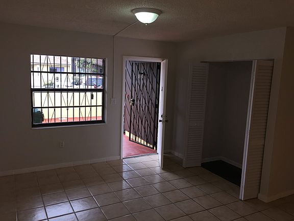 4th image of 5581 NW 194th Ln