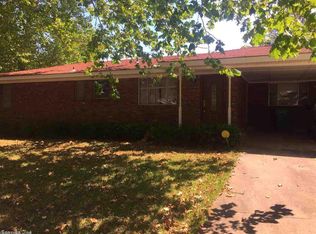 4 Wincrest Dr, Sherwood, AR 72120