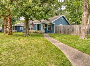 4602 Ella Blvd, Houston, TX 77018