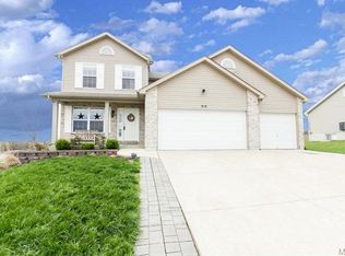 818 Oxford Ct, Hillsboro, MO 63050