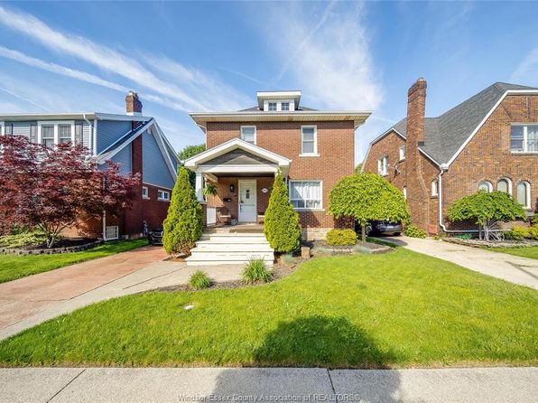 2151 Lincoln Rd, Windsor, ON N8W 2P9
