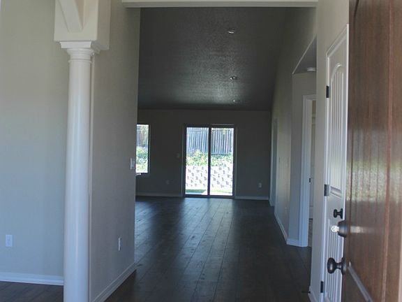 2nd image of 533 N Osprey Ln