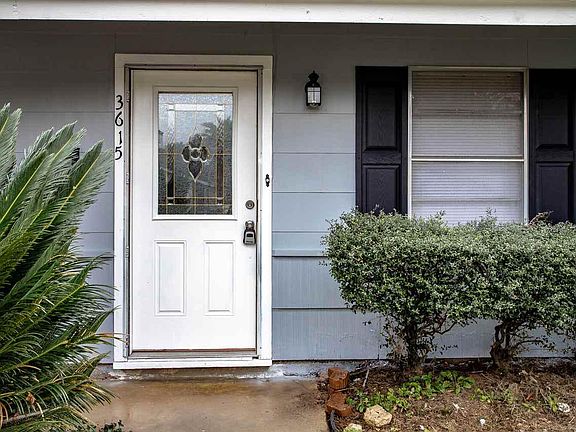 3rd image of 3615 Avenue E
