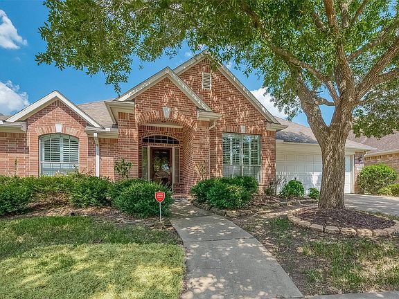 3rd image of 7206 Spring Meadow Ln