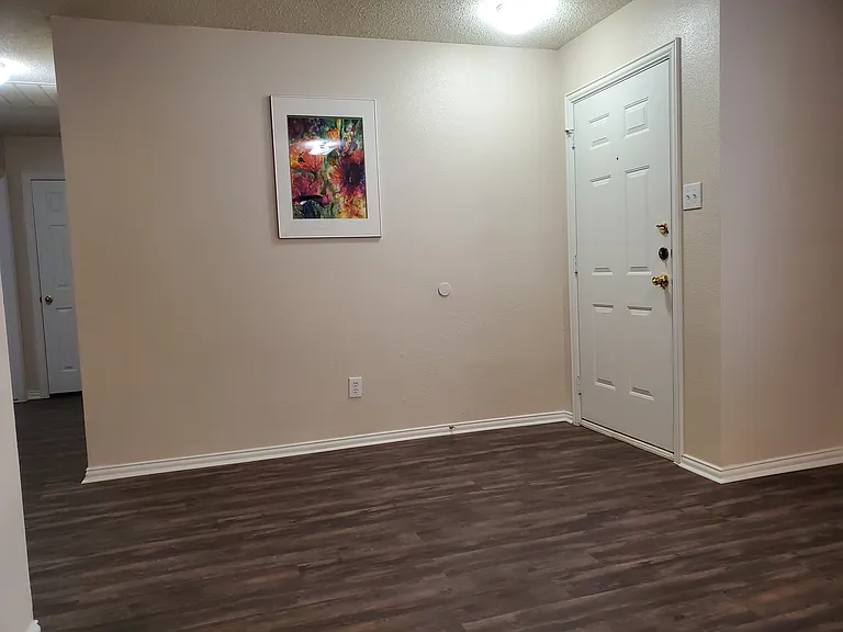 5005 Boxwood Ln — Photo 11