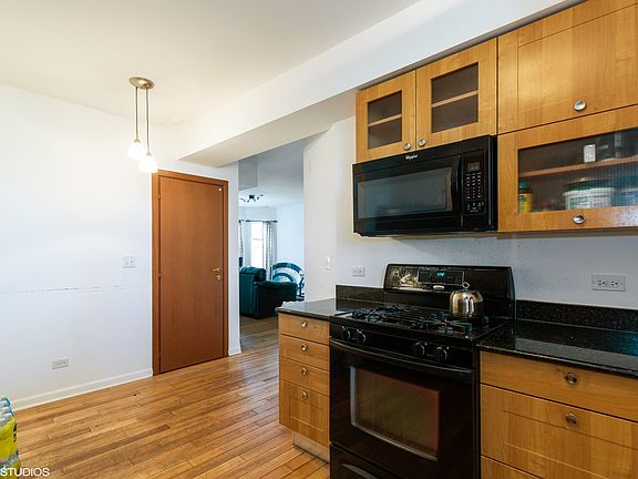 5th image of 6312 N Richmond St APT 3B