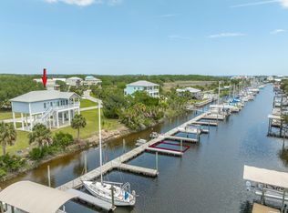 49 Harbour Point Dr, Crawfordville, FL 32327