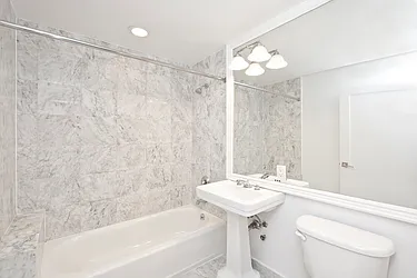 Rented by R New York