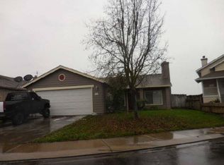 2932 S Rose Brook Dr, Riverbank, CA