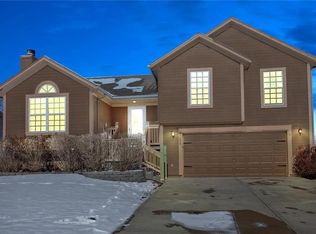 21050 W 227th St, Spring Hill, KS 66083