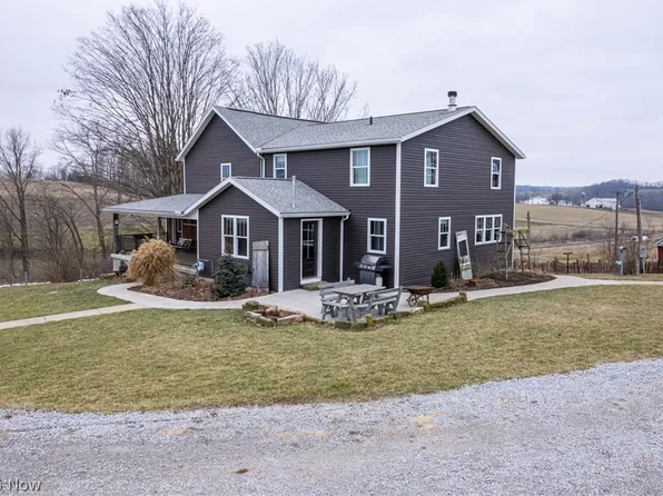 8575 Angel Rd NW, Sugarcreek, OH 44681