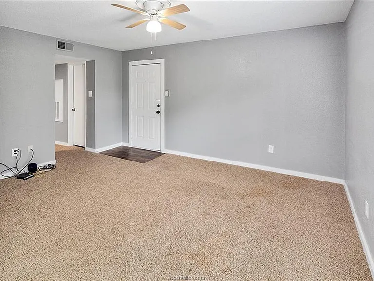 1601 Brentwood Dr #A — Photo 9